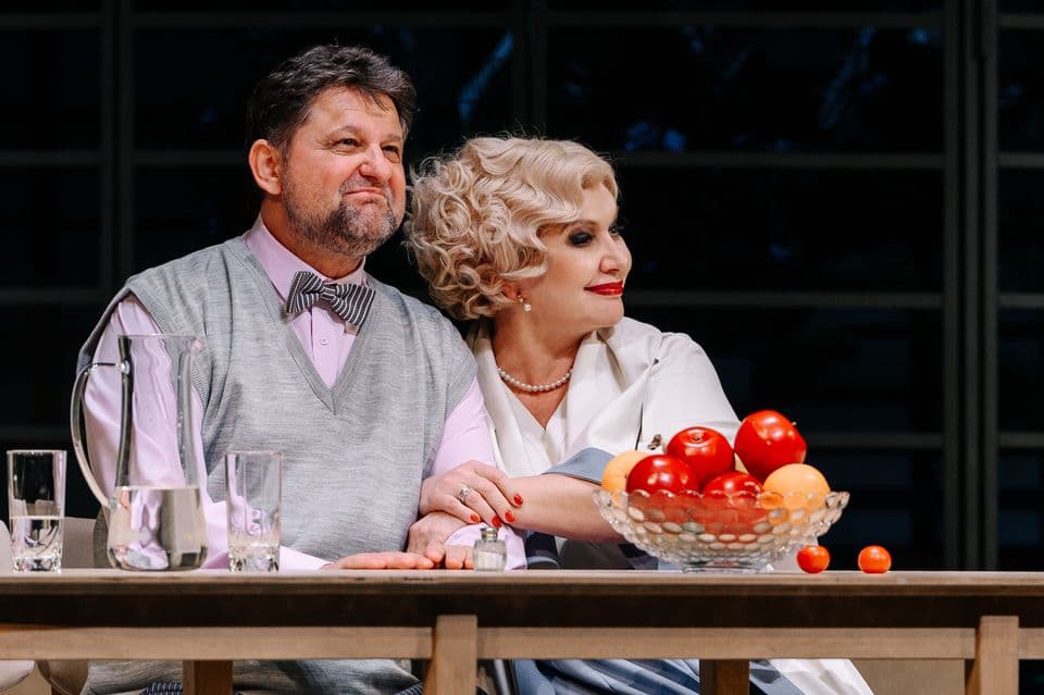 Спектакль «идеальный расчёт» в театре «современник»