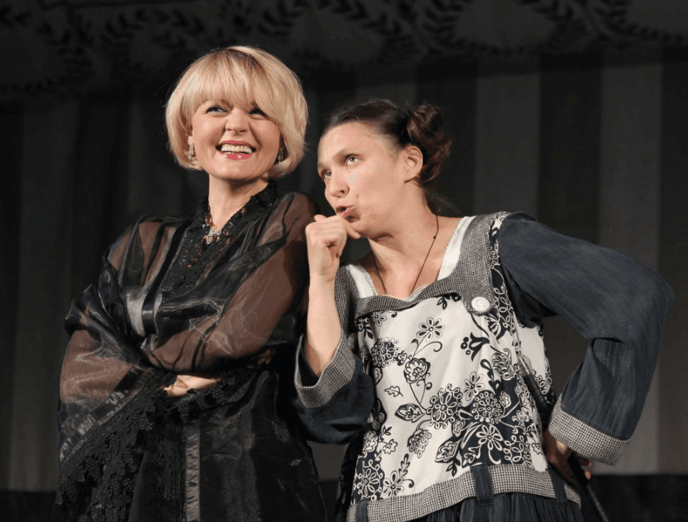 Спектакль «бестолочь»