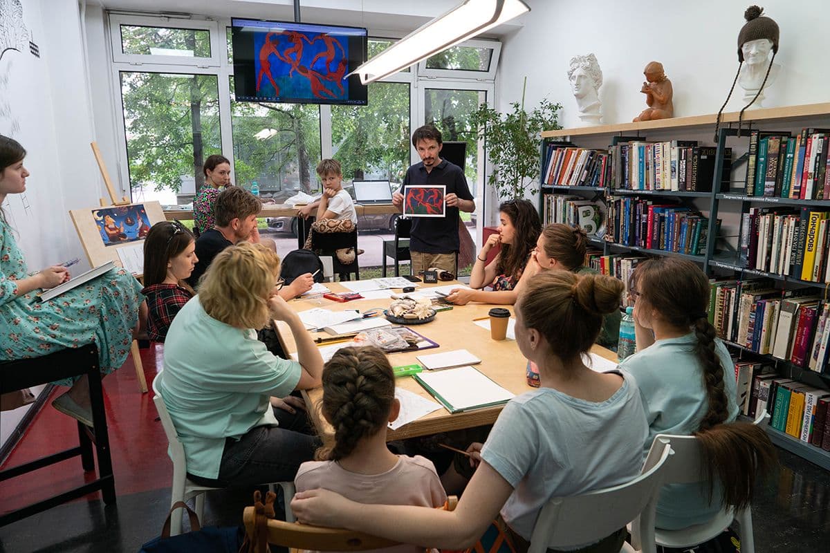 Мастер-класс «зарисовки в кабинете художника»