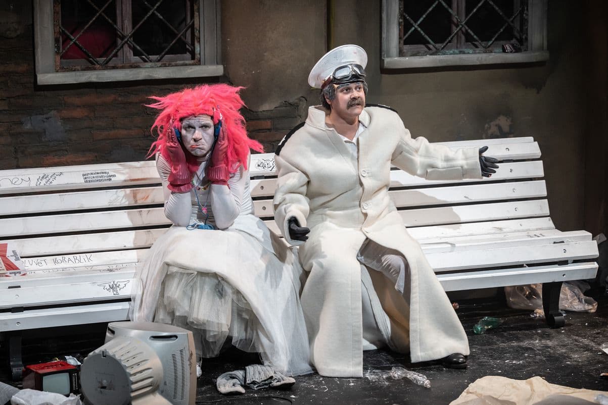 Спектакль «елизавета бам» в театре «сатирикон»