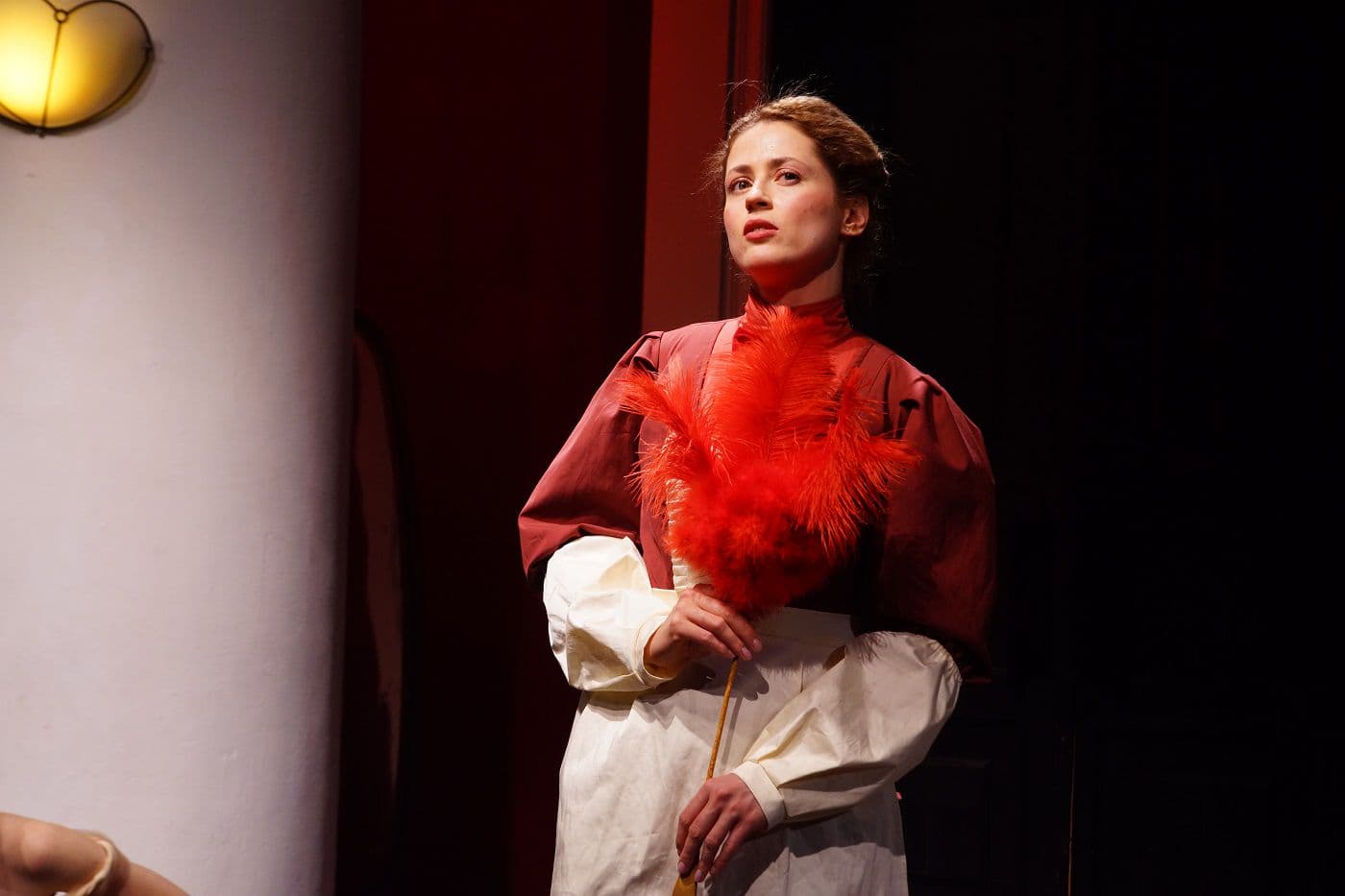 Спектакль «подарок» в театре «мастерская петра фоменко»