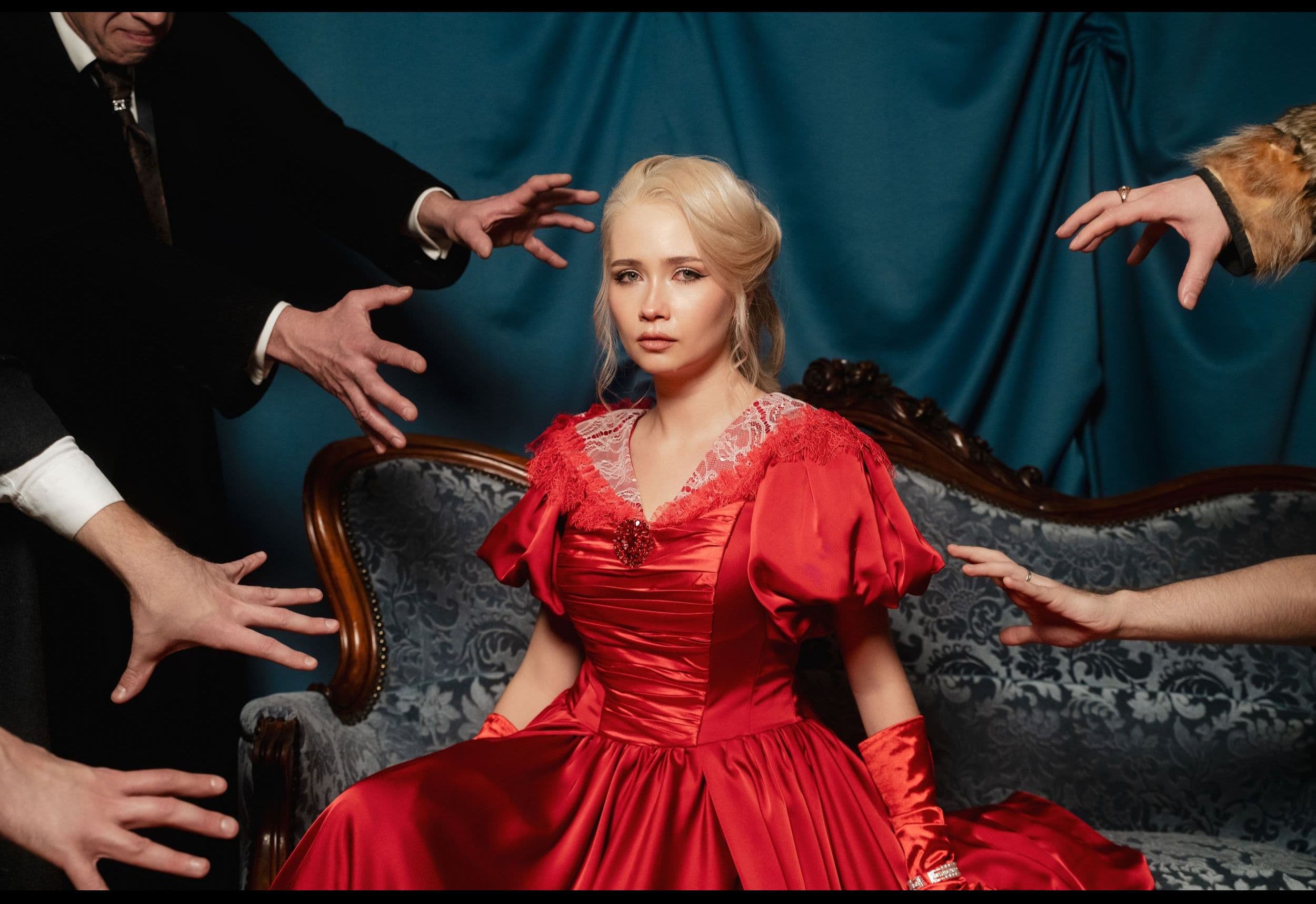 Спектакль «идиот» в постановке театра черкасова