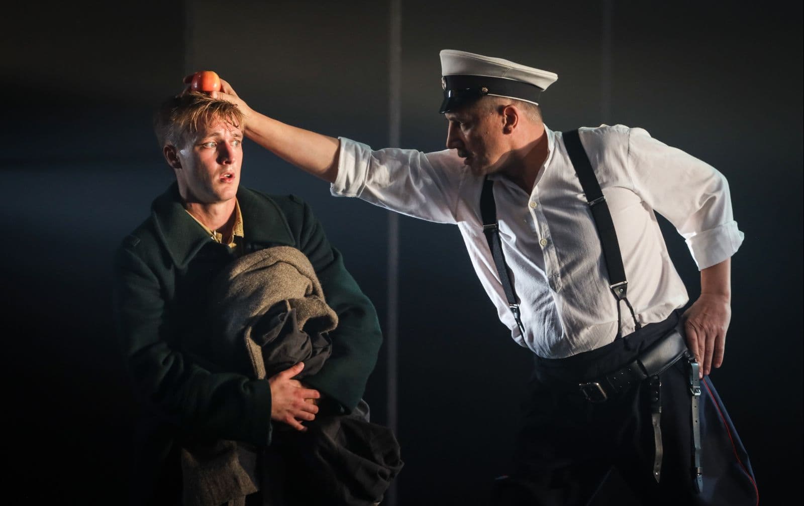 Спектакль «страсти по бумбарашу» в московском театре олега табакова