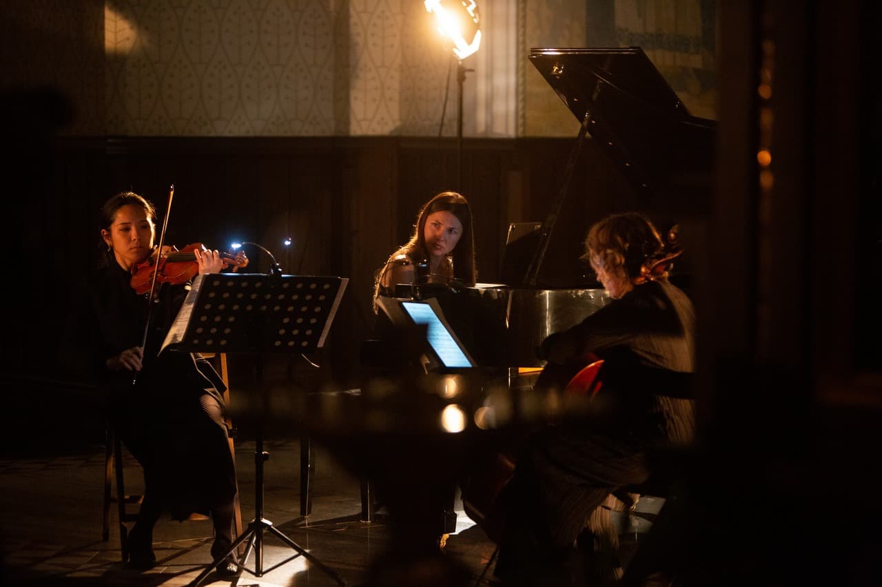 Концерт «игры света»