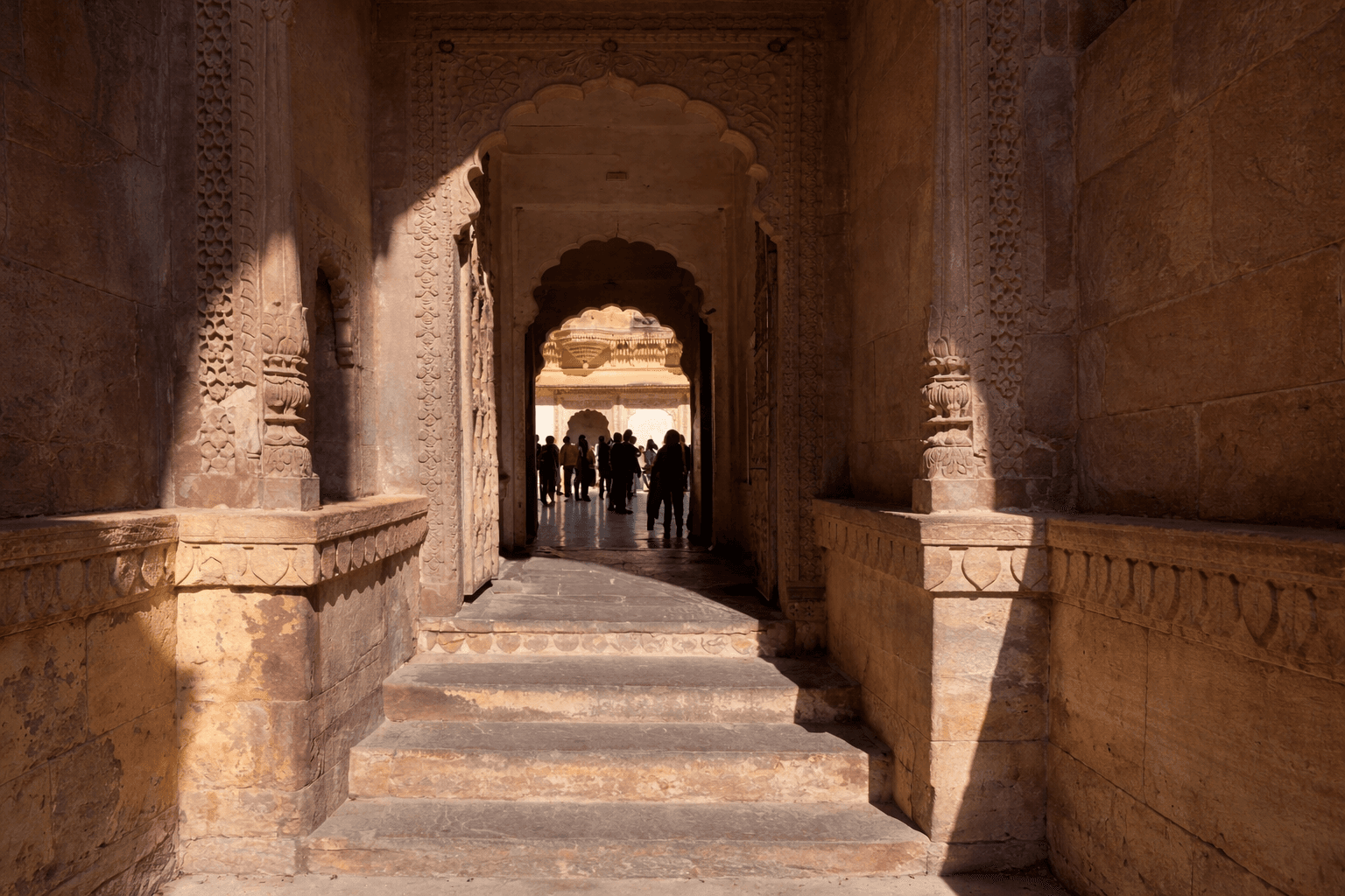 Мастер-класс в технике сухой пастели «волшебная индия. во дворце махараджи».