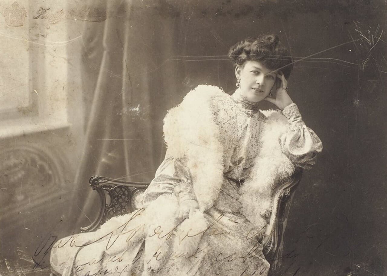 Лекция "несравненная. анастасия вяльцева" в главном здании бен ран.