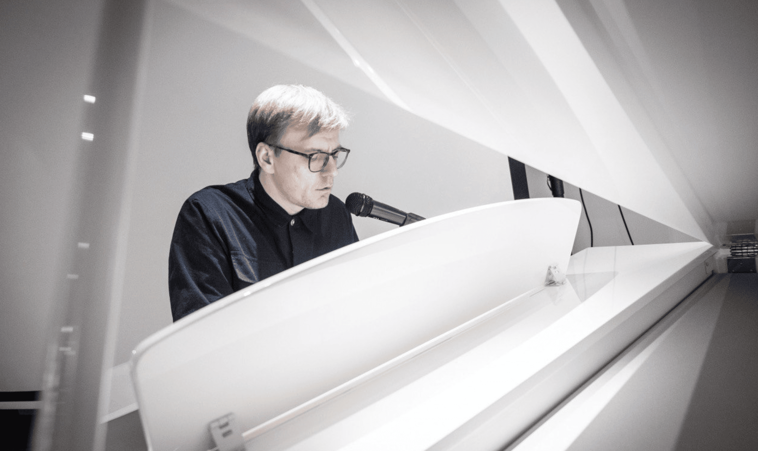 Концерт владислава наставшева «почти у моря»