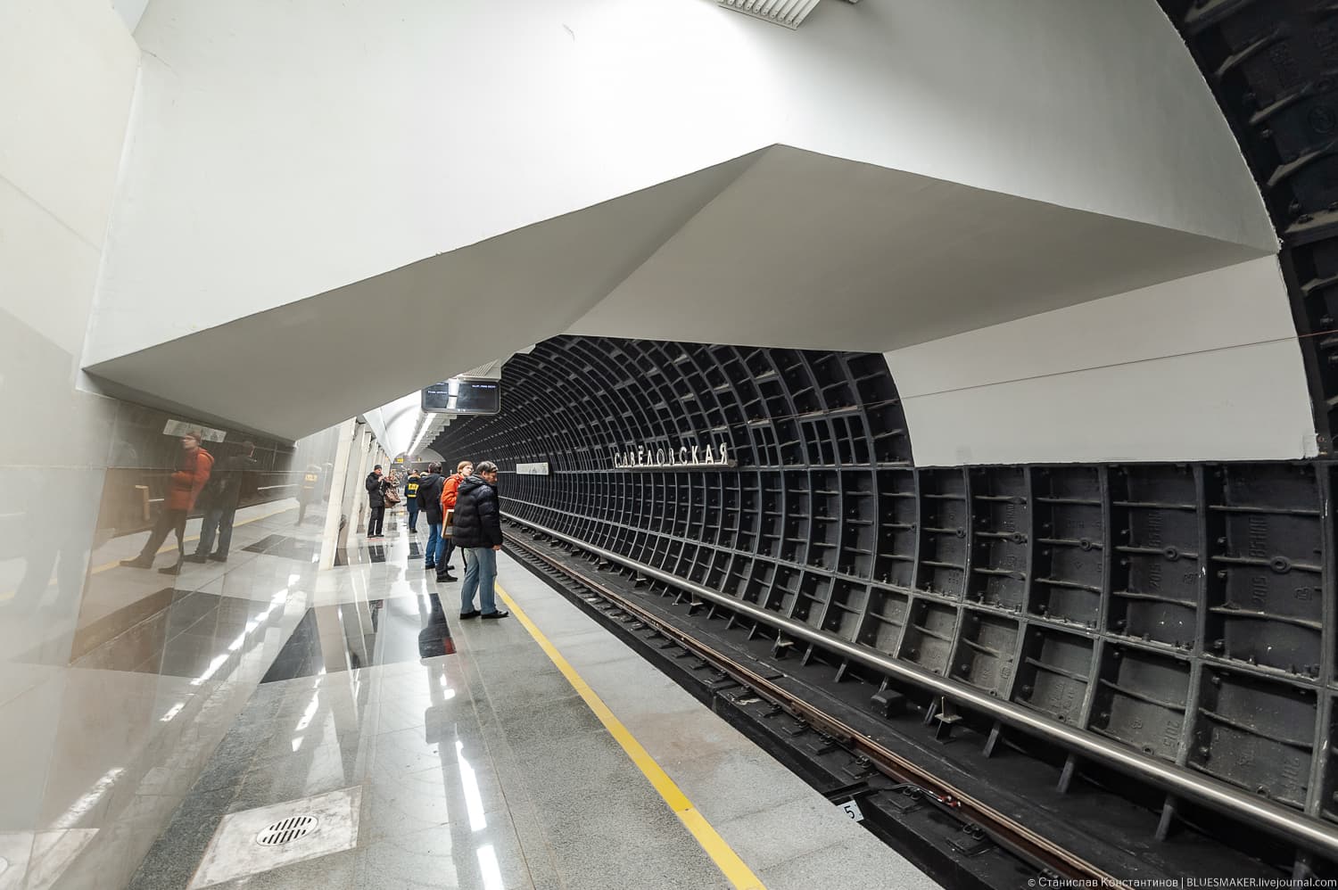 Утро в котельнической - лекция и завтрак. современная архитектура московского метро. лекция искусствоведа сергея кузнецова