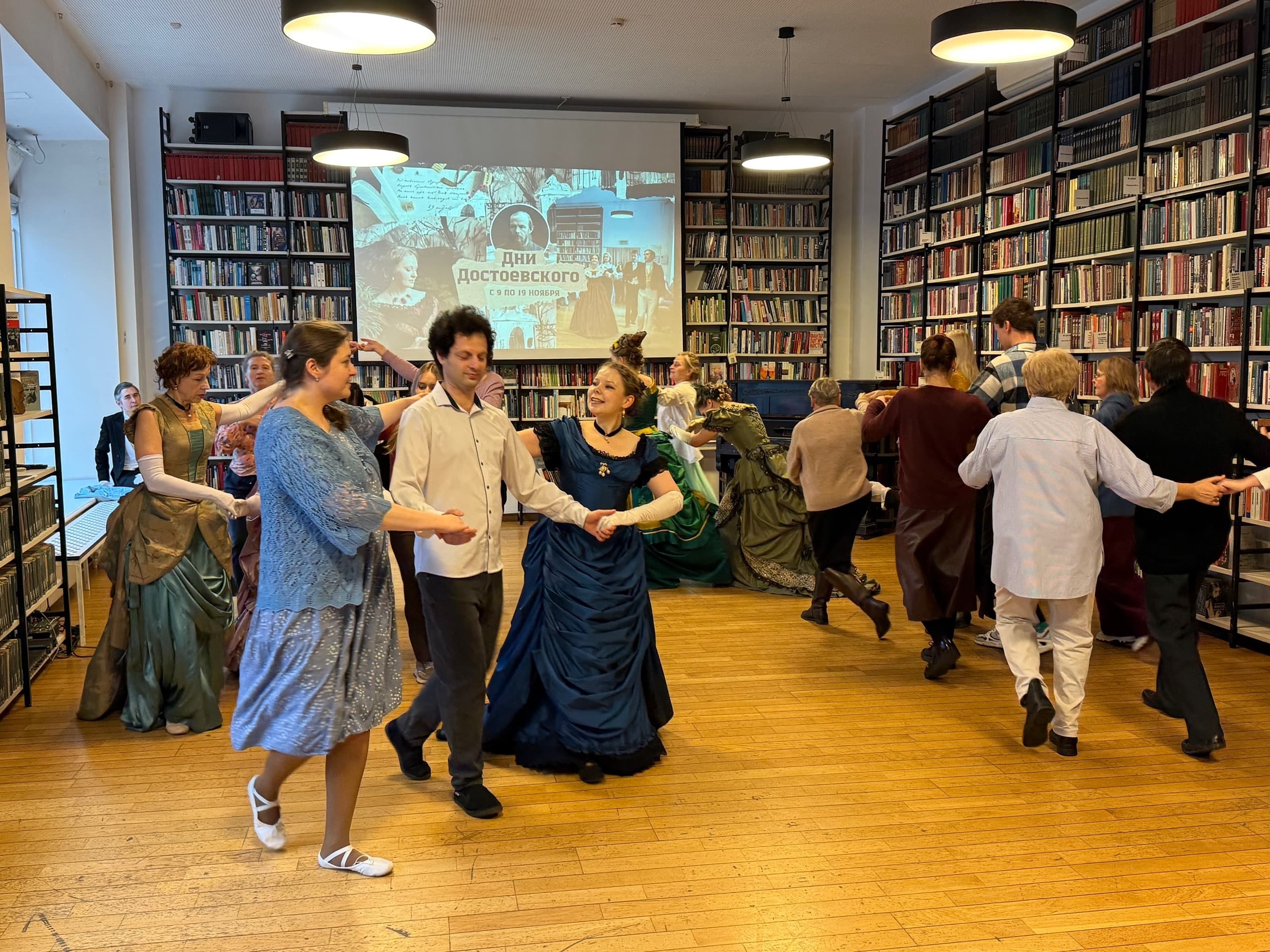 Лекция "бальная мода xix века" с мастер-классом по танцам