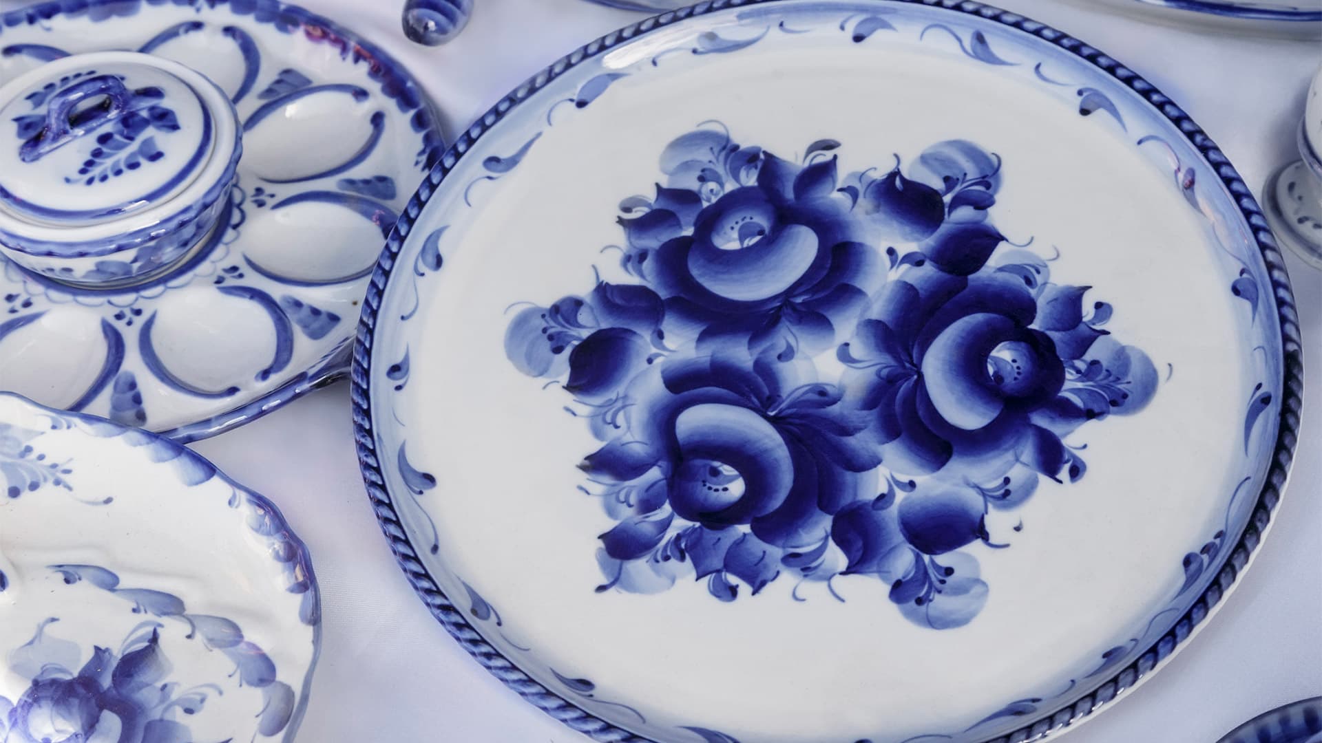 Мастер-класс «гжельская роспись с художником промысла»