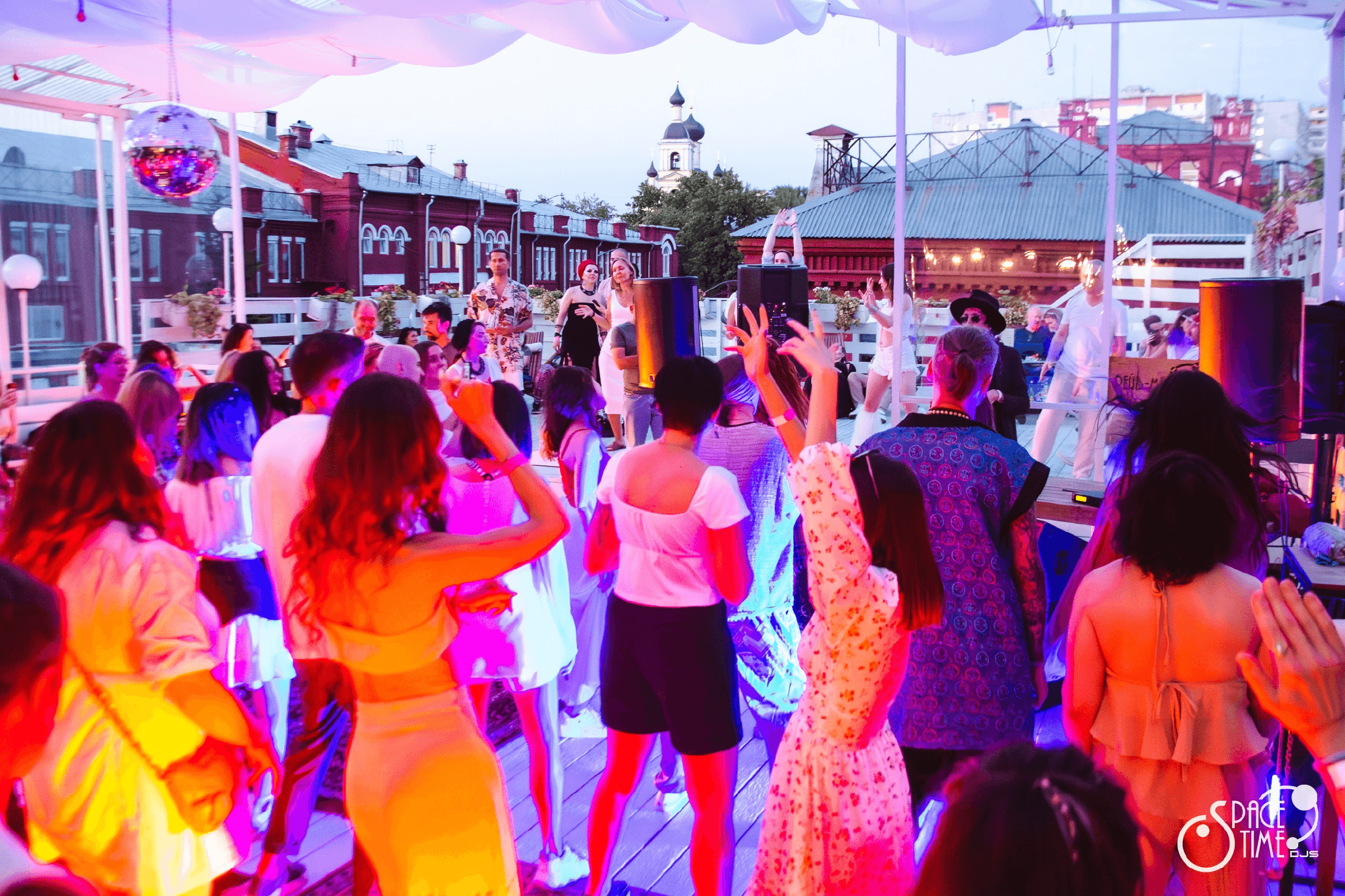 One pulse festival на крыше. фестиваль творчества, музыки и саморазвития