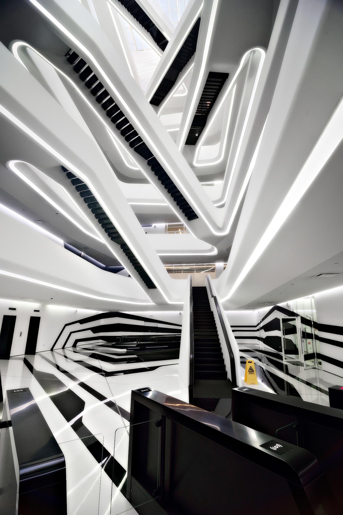 Утро в котельнической - лекция и (поздний) завтрак. архитектор заха хадид. лекция ксении григорьевой