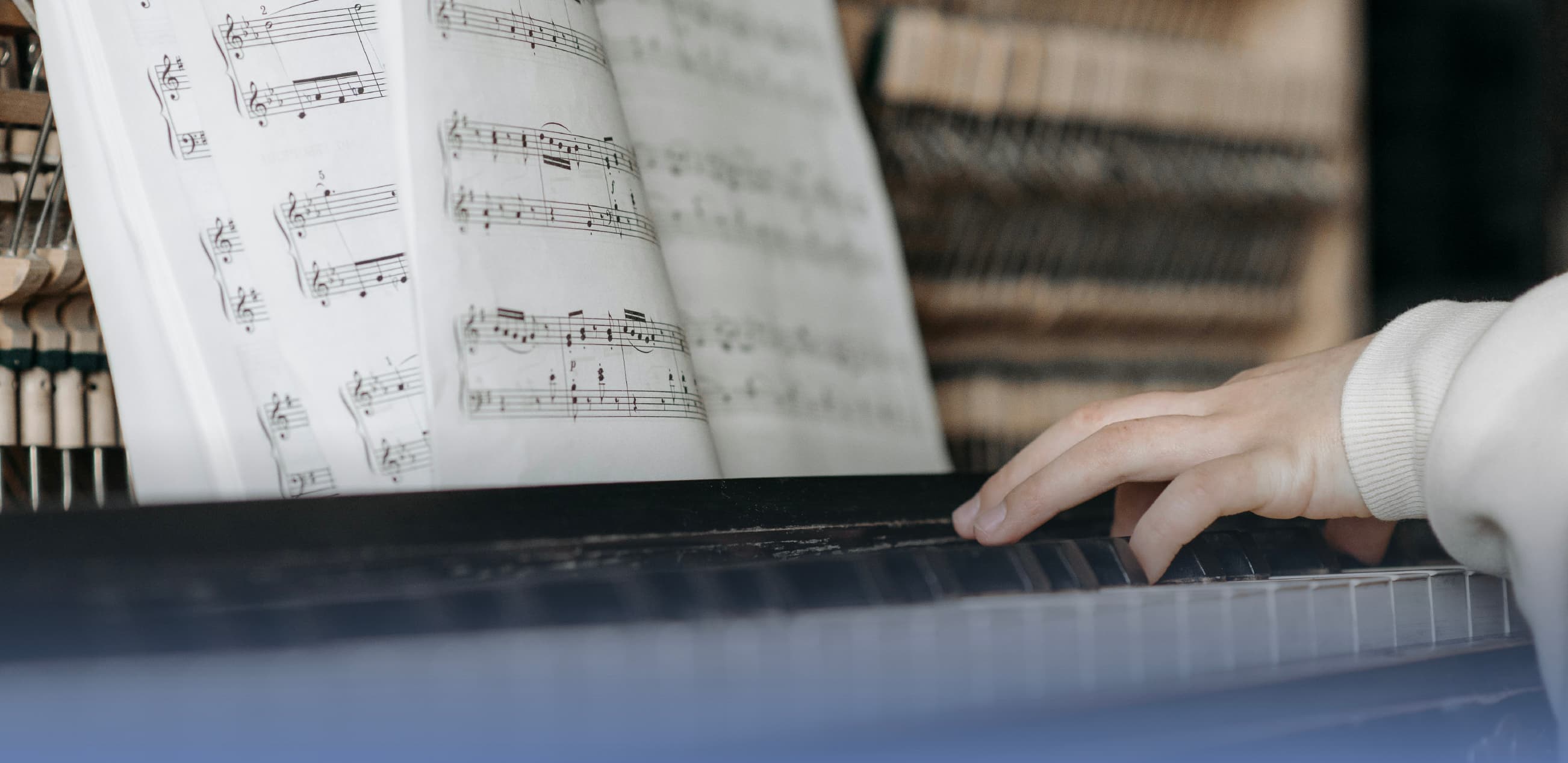 «исповедники и гении: непридуманные судьбы хх века»